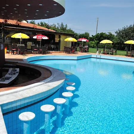 Marigianna Aparthotel Sissi (Crete)